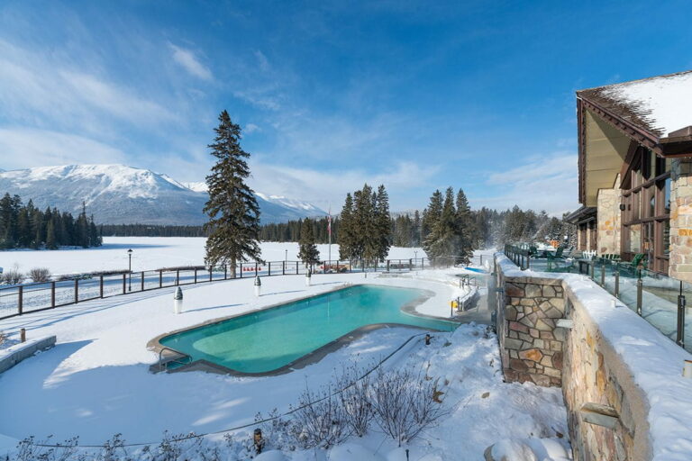 Fairmont Jasper Park Lodge